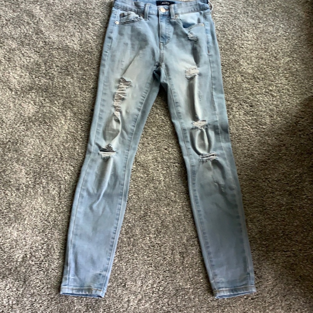 Aero ripped jeans